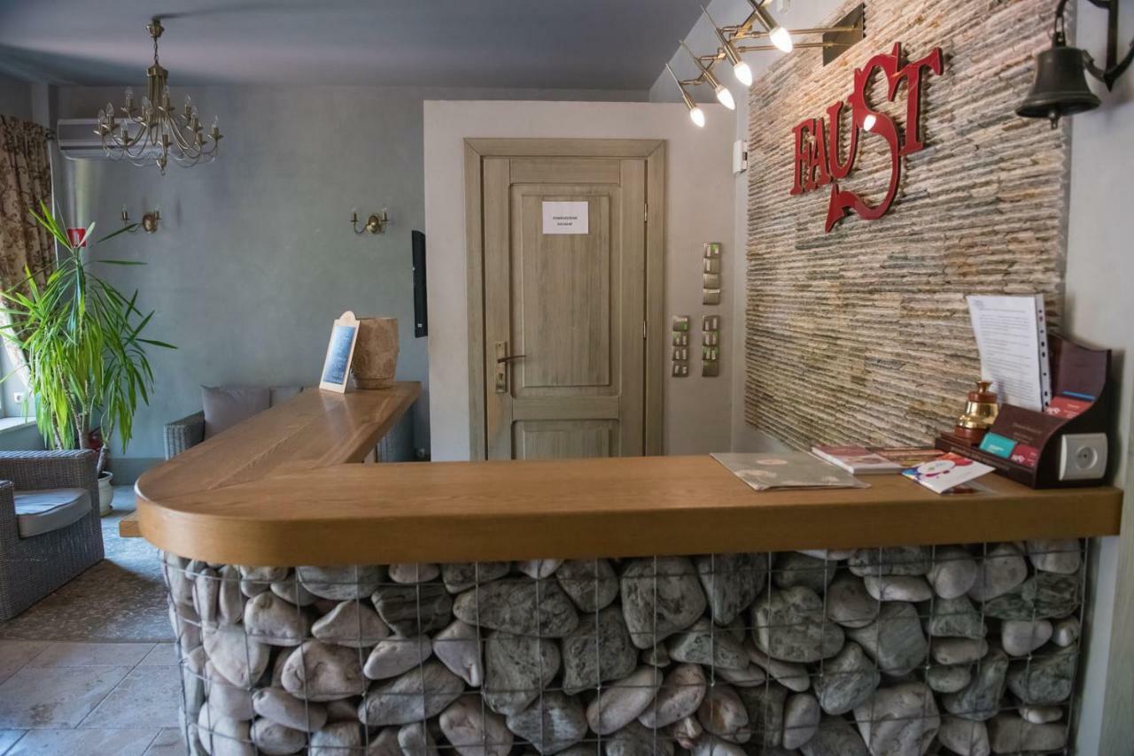 Apartamenty Faust Елк Екстериор снимка