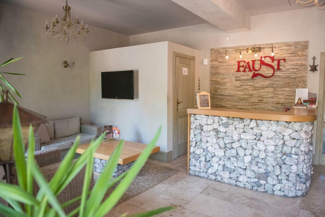 Apartamenty Faust Елк Екстериор снимка