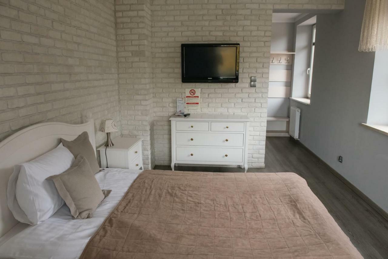 Apartamenty Faust Елк Екстериор снимка