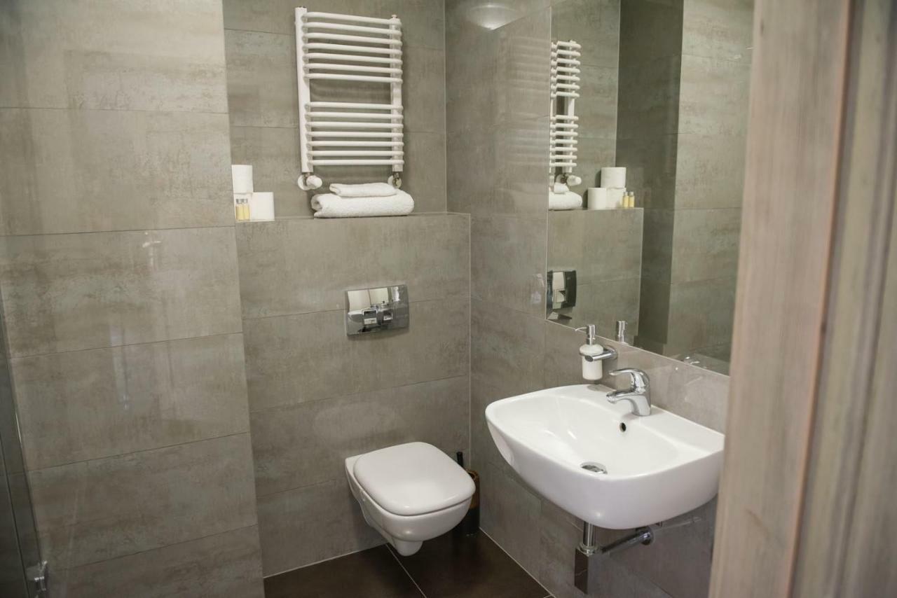 Apartamenty Faust Елк Екстериор снимка