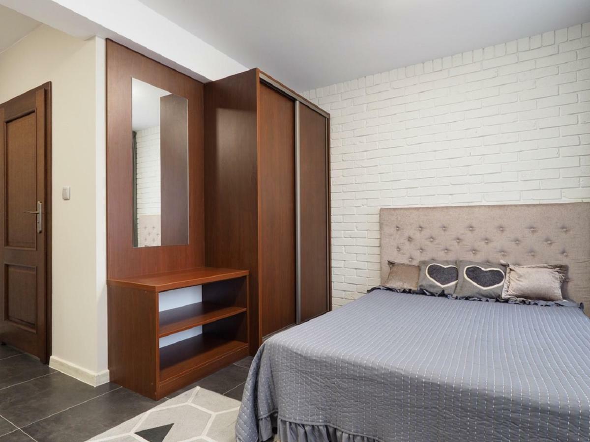 Apartamenty Faust Елк Екстериор снимка